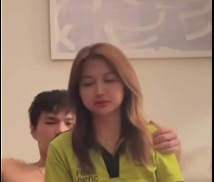 Dating A South Asian Beauty In A Mile High Mlcm-3302 Day Room